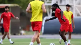 تکذیب بی‌انضباطی بیفوما از سوی باشگاه پرسپولیس