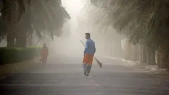 گرد و خاک سنگین آسمان بندرعباس را غبارآلود کرد + فیلم