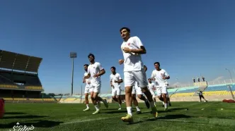 مدافع چپ سابق پرسپولیس استقلالی شد