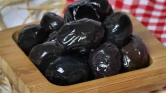 موز یا خرما؛ کدام یک برای کنترل قند خون شما بهتر است؟