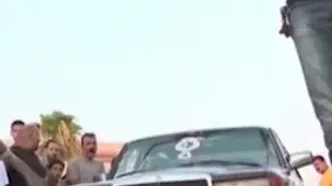 ببینید؛ ورزشکار مصری ۲۰ خودرو را برای شکستن رکورد گینس کشید