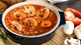یک وعده خوراک لوبیاچیتی معادل یک دهم حقوق کارگر