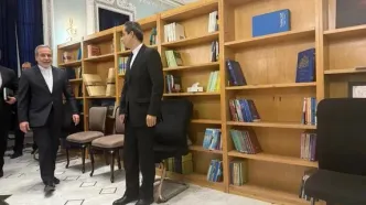 حضور سرزده عراقچی در نشست خبری سخنگوی وزارت امور خارجه