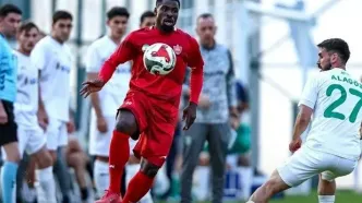 پرسپولیسی‌ها در اصفهان برای سرژ اوریه سنگ‌تمام گذاشتند