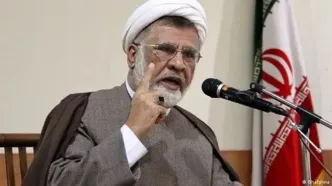 طعنه تند فاضل میبدی به حمید رسایی: نماینده پنج درصدی!