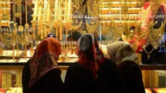 قیمت طلا از ۹ میلیون تومان عبور کرد / رکوردشکنی قیمت طلا ۱۸ عیار امروز ۱۷ شهریور ۱۴۰۴