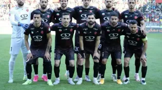 پرسپولیس با ۷ تغییر در مقابل فولاد
