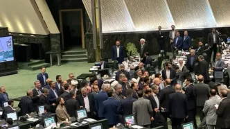 نایب رئیس مجلس: مجلس یکشنبه نامه نمایندگان درباره ساخت سلاح هسته‌ای را بررسی می‌کند/ ویدئو