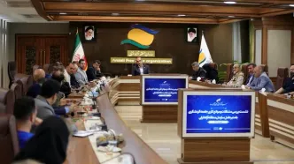 نشست بررسی مسائل و موانع فعالان گردشگری با حضور مدیرعامل سازمان منطقه آزاد انزلی برگزار شد