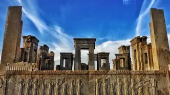 ارکستر فیلارمونیک ارمنستان در تخت جمشید ای ایران نواخت + فیلم