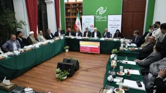 وزارت ارشاد زمینه بازگشت هنرمندان ایرانی خارج از کشور را به داخل فراهم کند