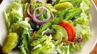 خطرات جبران ناپدیر جایگزینی سالاد به‌ جای وعده شام!