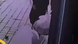 ببینید؛ سرقت عجیب نان توسط یک زن