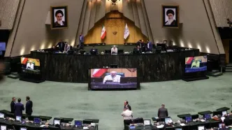 تذکر 60 نماینده به عراقچی برای خروج از NPT