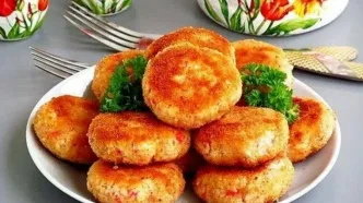 ترفند طلایی برای تهیه کوکو سیب زمینی پنیری ترد و پوک در ۲۰ دقیقه