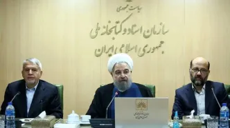 حسن روحانی ۲۵ هزار جلد کتاب به کتابخانه ملی اهدا کرد