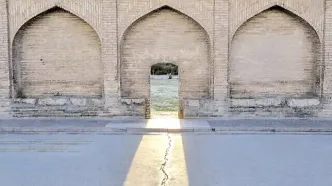 بمب ساعتی در اصفهان؛ زیر پای ۱.۲۴۲ میلیون نفر در حال ریزش است!