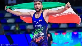 نایب قهرمان جهان در ایذه دستفروشی می‌کند!