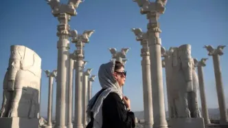 تصاویر؛ از برج ایفل تا اهرام مصر در ملایر