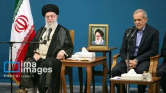 قابی از گفت‌وگوی خصوصی رئیس‌جمهور با رهبر انقلاب