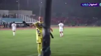 ببینید؛ جنجال و پرخاش گلر پرحاشیه پرسپولیسی به عالیشاه
