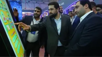 بازدید دبیر شورای‌عالی فضای مجازی از غرفه همراه اول در الکامپ ۱۴۰۴