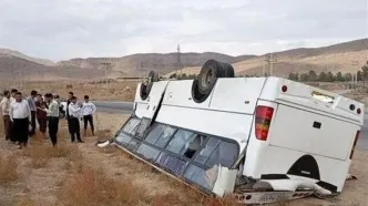 واژگونی مرگبار اتوبوس در اصفهان؛ ۳ نفر کشته شدند
