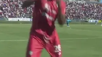 ویدیو: شادی گل جالب یری مینا پس از گلزنی برای کالیاری
