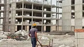 ساخت مسکن کارگران کلید خورد