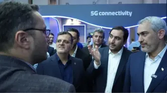 بازدید وزیر اقتصاد از غرفه همراه اول در الکامپ ۱۴۰۴