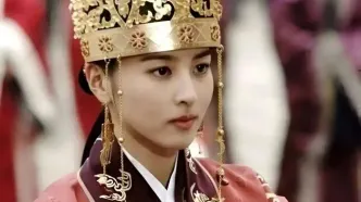 تصاویر تازۀ «سوسانو» در 44 سالگی در سریال جدیدش