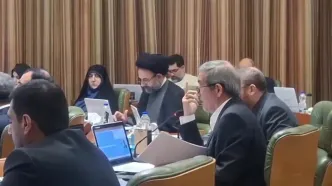 انتقاد شدید ناصر امانی از مدیریت شهری: درختان جابه‌جا شده خشک شدند!