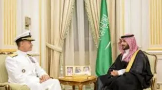 دیدار فرمانده سنتکام با وزیر دفاع عربستان