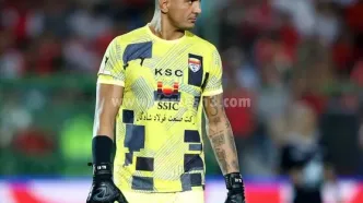 حمله مجدد حامد لک به دروازه‌بان پرسپولیس