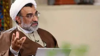 خسروپناه: نمی توانیم برای آوازخواندن یک خانم در جمع آقایان مجوز بدهیم