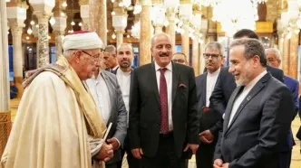 بازدید عراقچی از مسجد جامع الزیتونه و دیدار با مفتی کل تونس