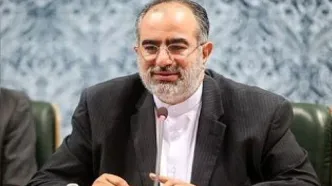 حسام آشنا: شمخانی از ترور خود، قصه تعریف کرد!