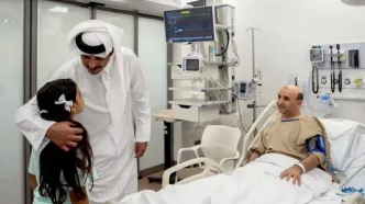 عکس؛ امیر قطر به عیادت مجروحان حمله اسرائیل به دوحه رفت