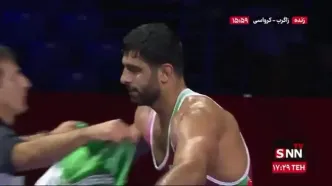 سلام نظامی هادی ساروی به پرچم مقدس کشورمان