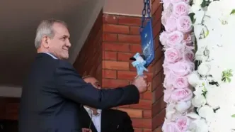 زنگ آغاز سال تحصیلی جدید در دبستان ایثار شهر تهران نواخته شد