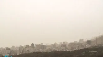 هجوم غبار، نفس‌های تهران را تنگ کرد