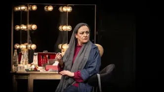 از «الهام پاوه‌نژاد» تا «بهزاد فراهانی»؛ جمعی از هنرمندان به تماشای تئاتر «گلاب آدینه» رفتند!