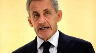 در زندان خواهم خوابید اما با سری بالا!