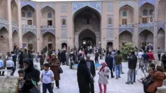 فالوده فروشی کاروانسرای گنجعلی خان را نابود کرد