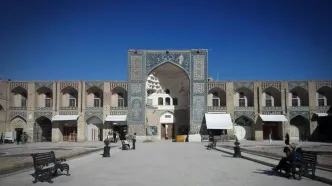 ماجرای بستنی فروشی در کارونسرای گنجعلی‌ خان