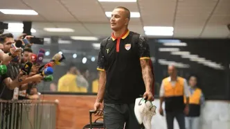 درگیری حامد لک با کاپیتان پرسپولیس؛ انگار ما آدمشیم! +ویدیو