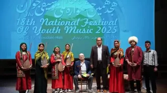حضور چمشگیر بانوان ترکمنی در جشنواره موسیقی جوان