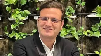 عبدالله مومنی متهم شد