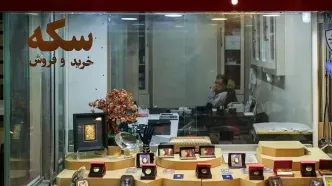 درخشش طلا مقابل دلار و سود بانکی