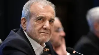 دیدار پزشکیان با نخست‌وزیر پاکستان